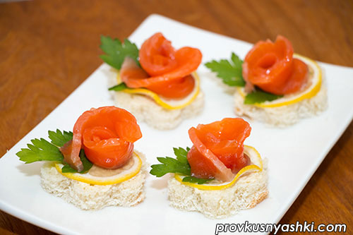 Бутерброды с красной рыбой «Праздничные» - Кулинарные рецепты Про Вкусняшки
